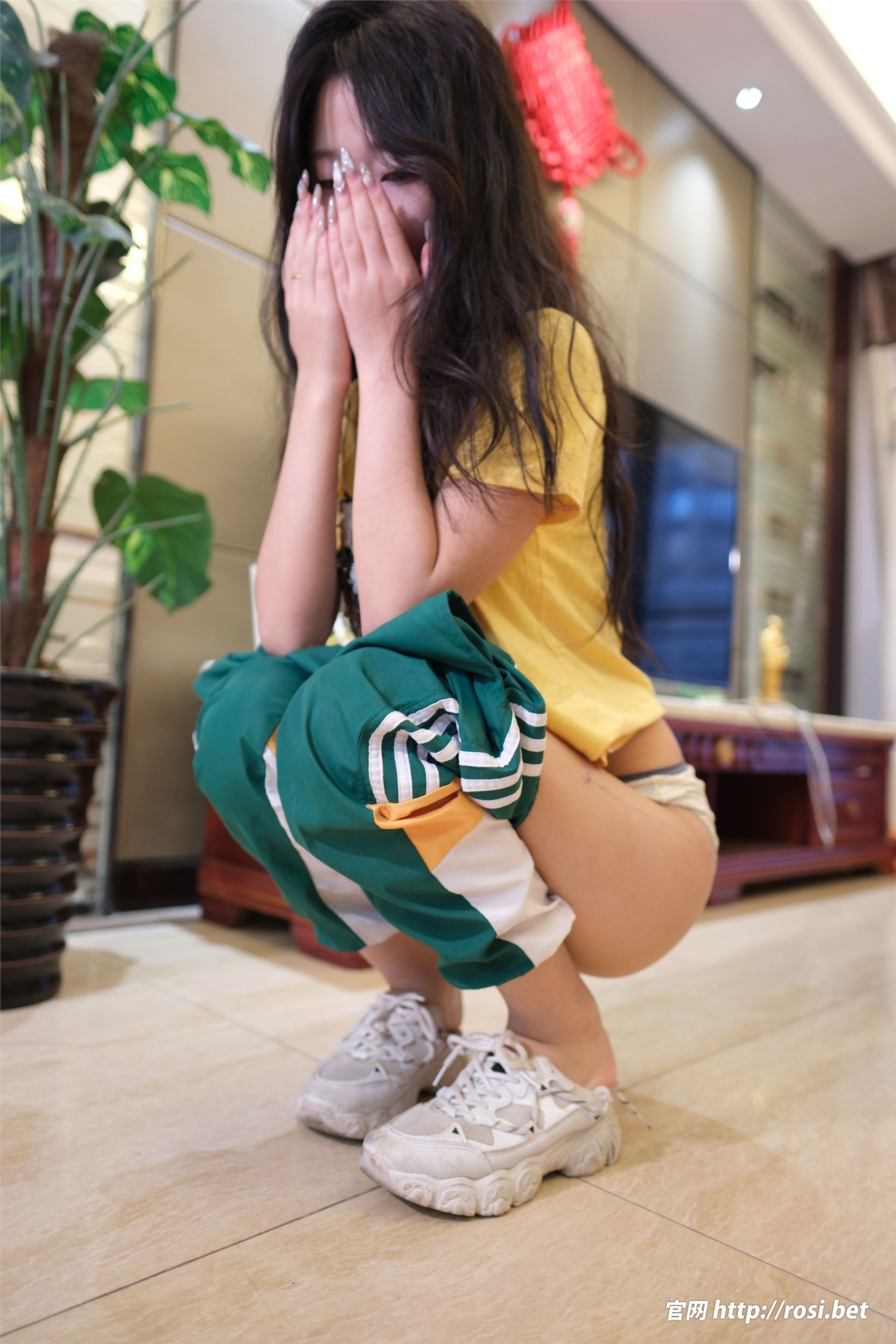 ROSI写真 2025.10.25 NO.5073